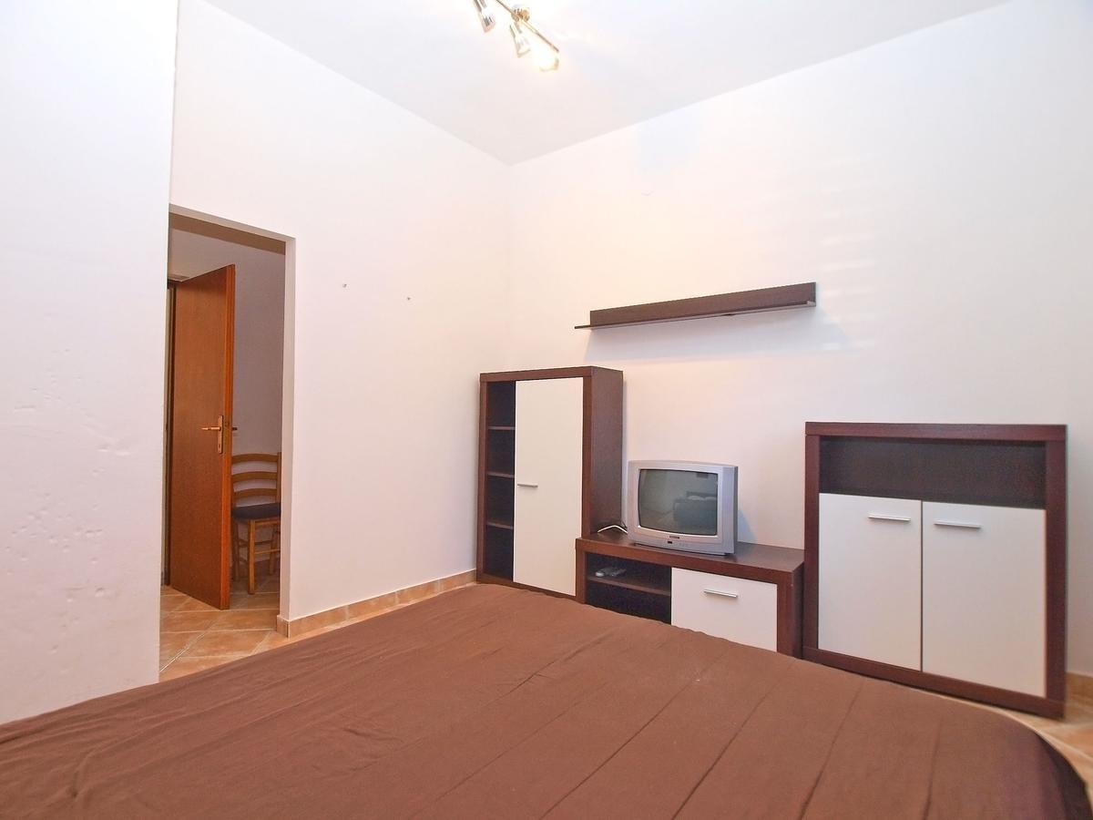 Apartments Sandra 1335 Pola Esterno foto